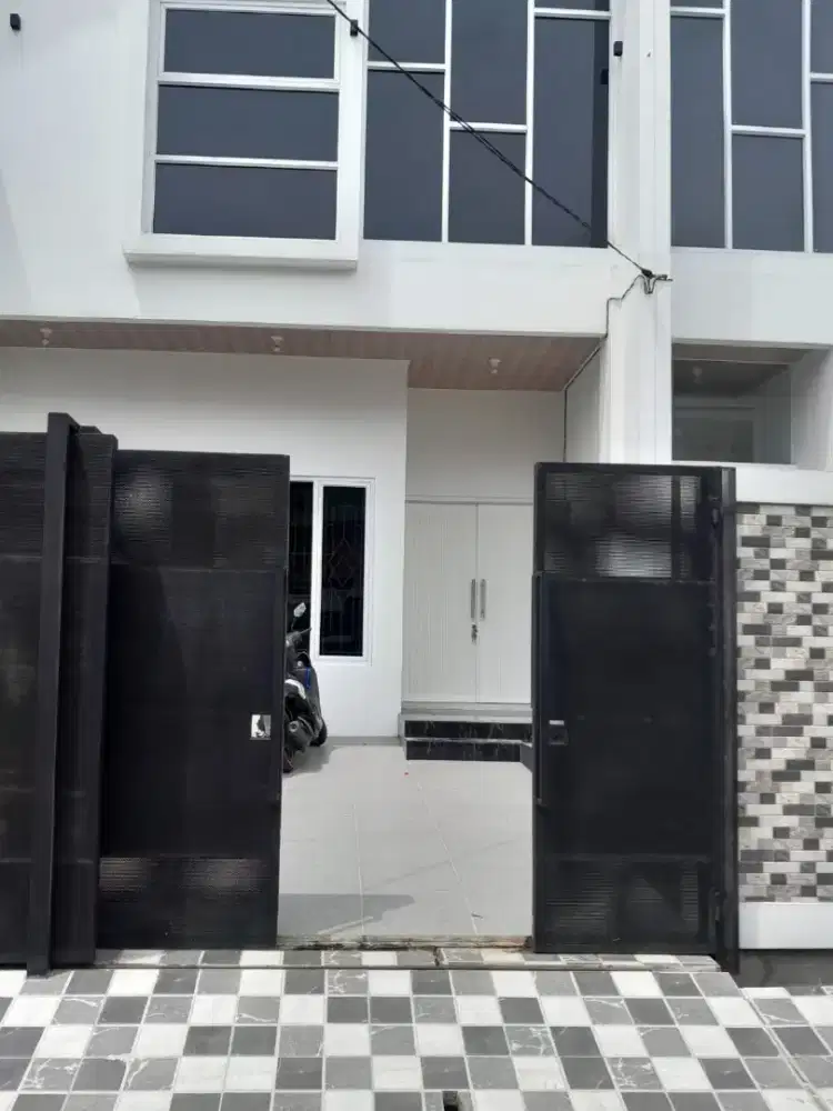 Rumah baru bagus lokasi strategis di Taman Malaka Duren Sawit Jaktim