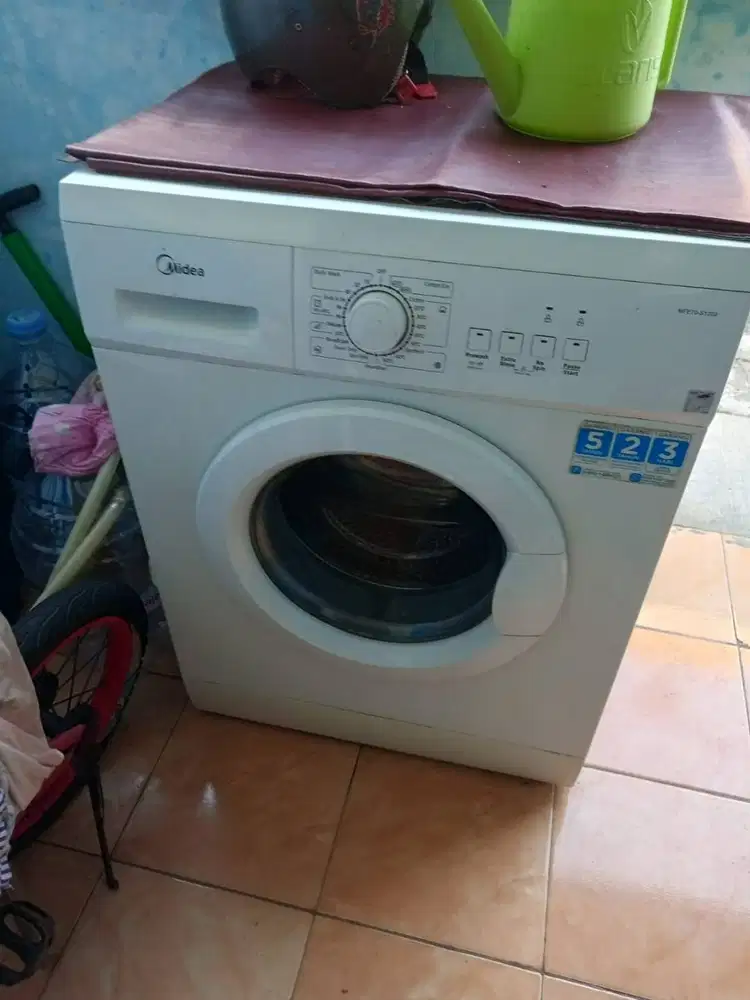 Mesin Cuci Front Loading