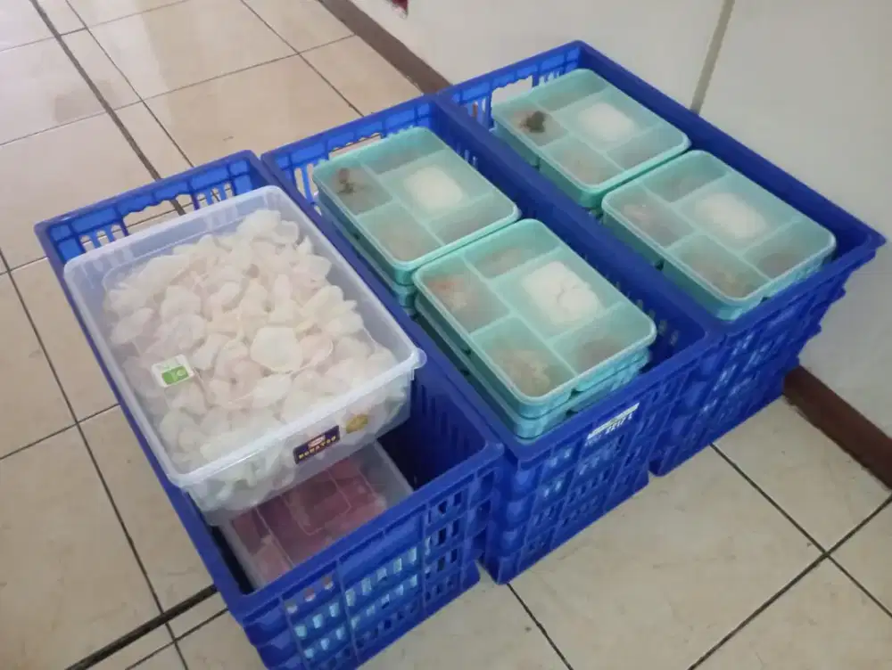Dibutuhkan antar jemput makanan catering