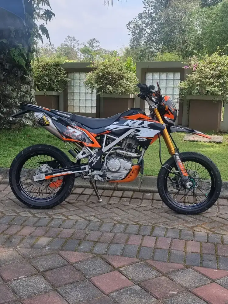 KLX 150 BF thn 2023 Modif Supermoto Odo 4rb Plat S Part Ori Ada