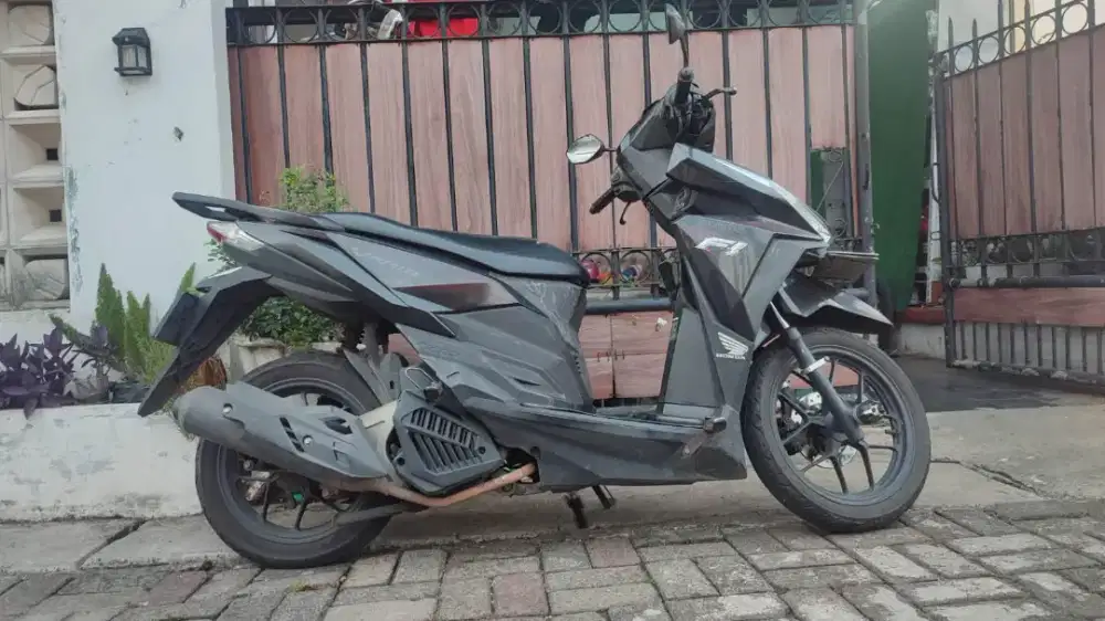 Vario 125 tahun 2015 Pajak On Plat On Jual Cepat