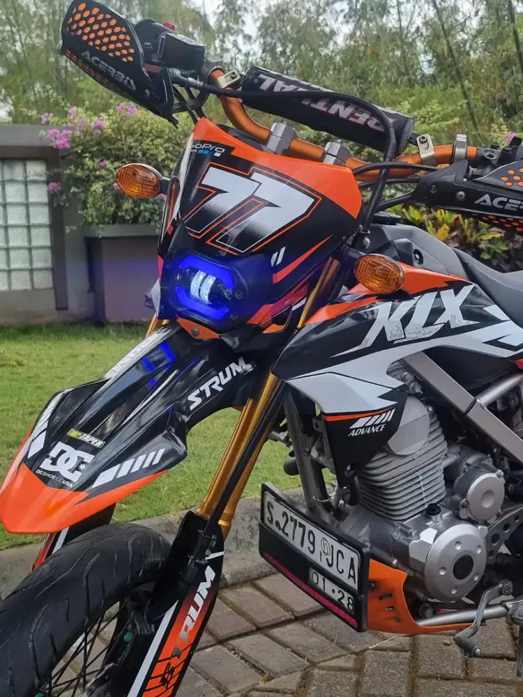 KLX 150 BF thn 2023 Modif Supermoto Odo 4rb Plat S Part Ori Ada