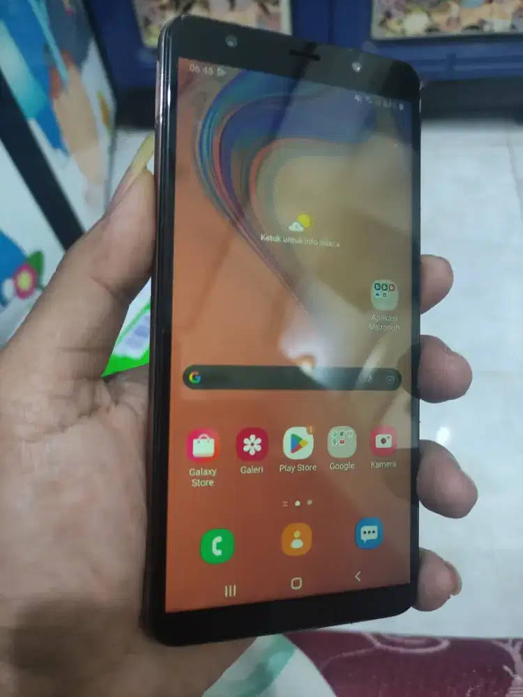 samsung a7 2018 4/64gb