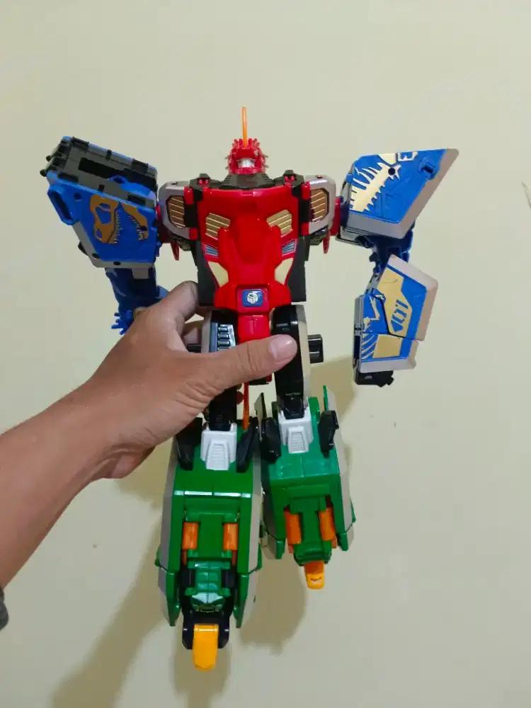 Robot jumbo geo mecha