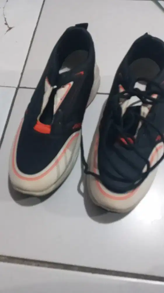Sepatu Pria kondisi masih bagus