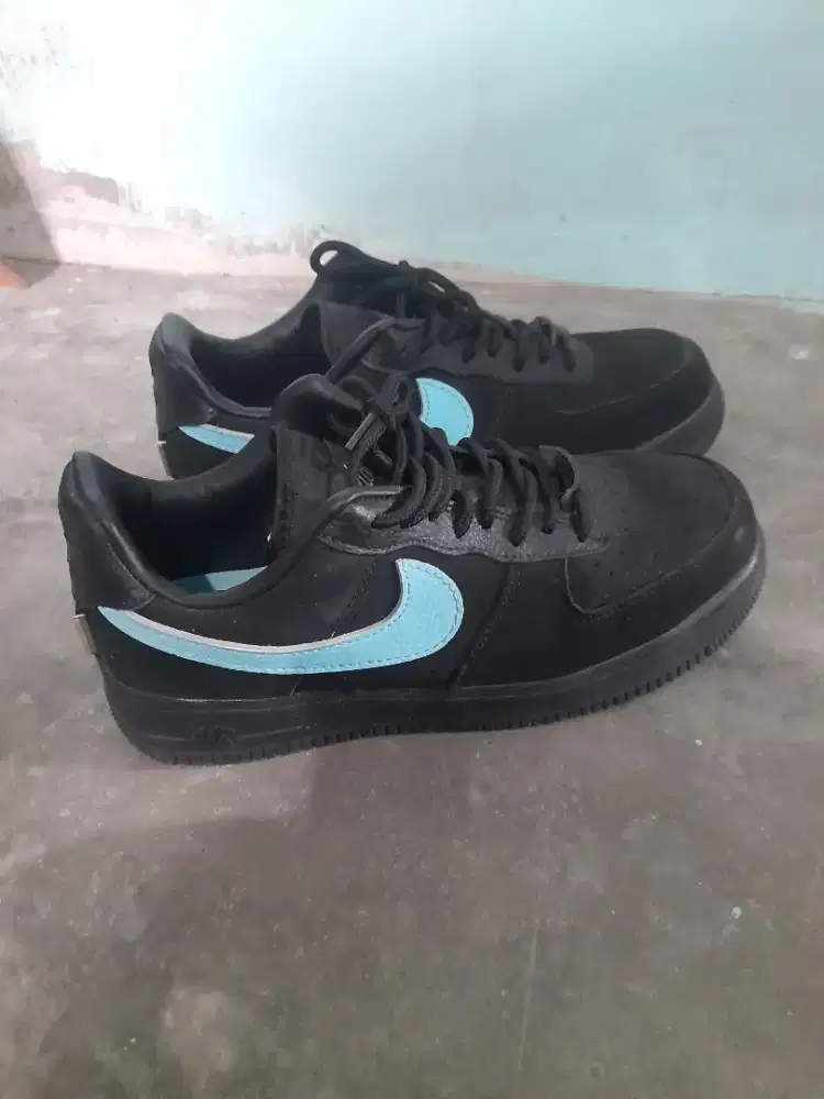 Nike air force 1 x tiffany