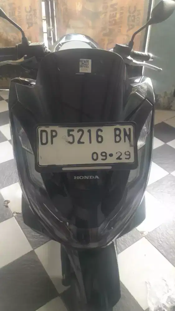 Honda PCX 160 ' 2024 Hitam Km. Rendah
