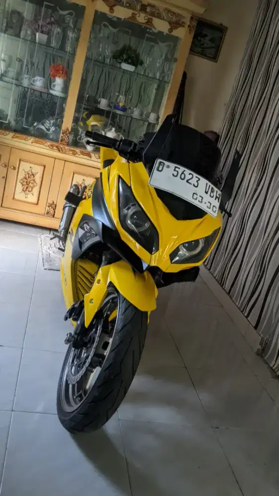 NINJA FI 250 LOW KILOMETER