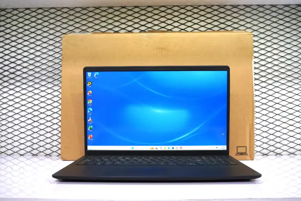 DELL Inspiron 3515.AMD RYZEN 7-3700U.RAM8GB.SSD512GB.14inch FHD IPS 