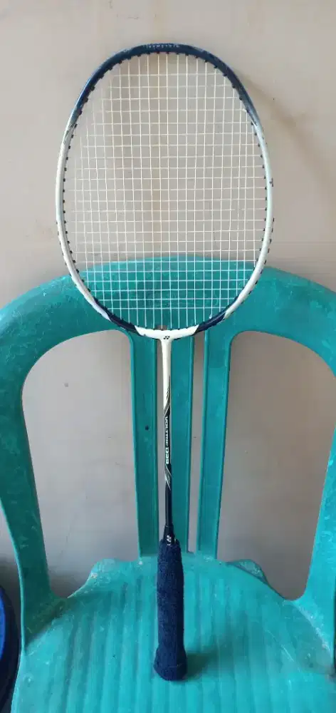 Raket Badminton Yonex Voltric D39