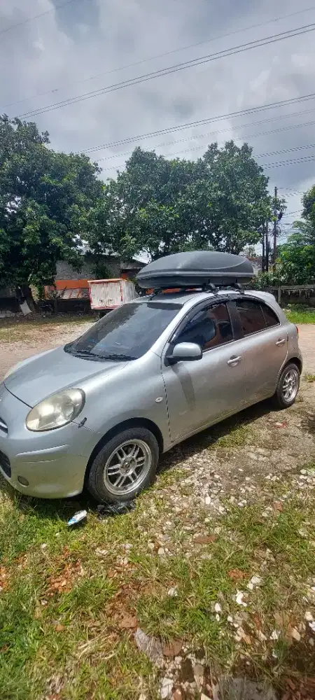 Nissan march 2011 XS matic
