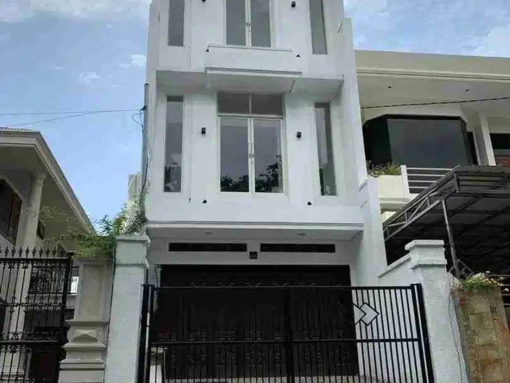 Cocok Untuk Hunian & Kantor‼️Rumah 3 Lantai Satelit Barat