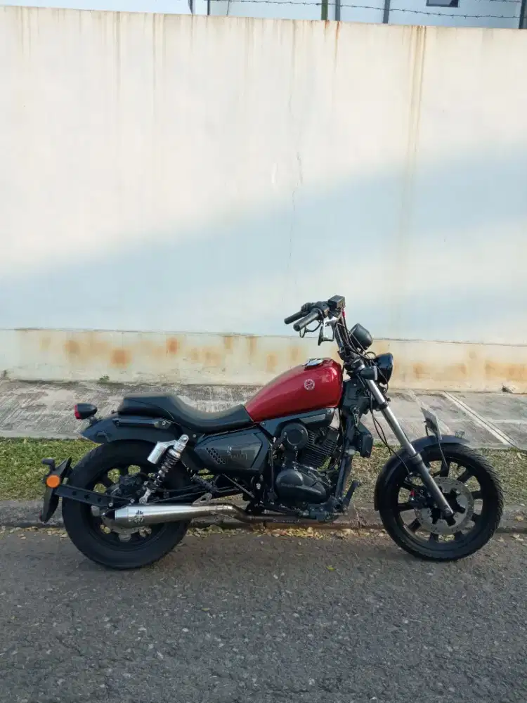 BENELI MOTOBI 200 EVO