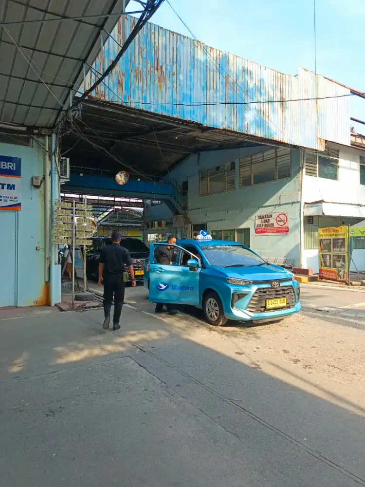 Lowongan pengemudi taksi