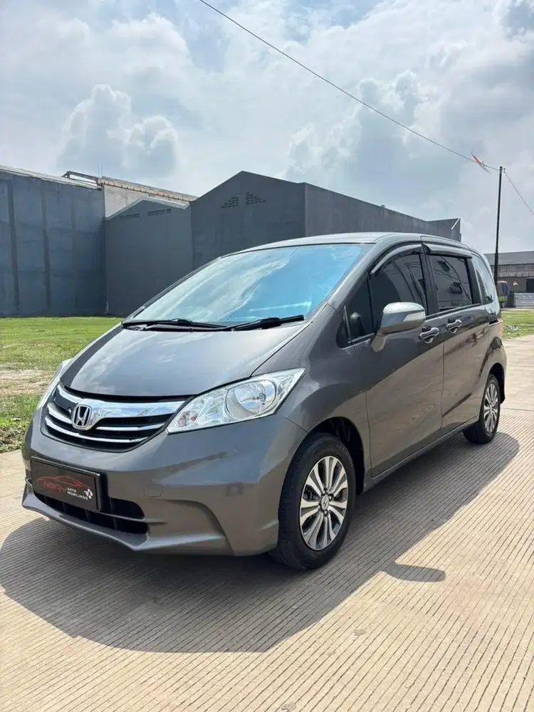Honda Freed 1.5 PSD 2012 Automatic ( Abu Abu Metalik )