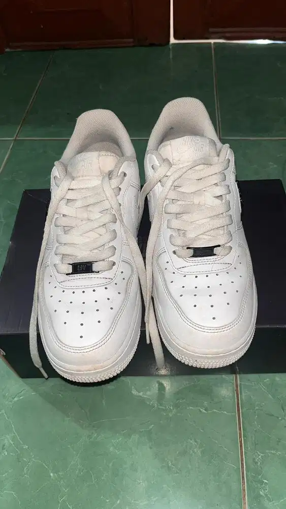 nike air force 1’07 LX