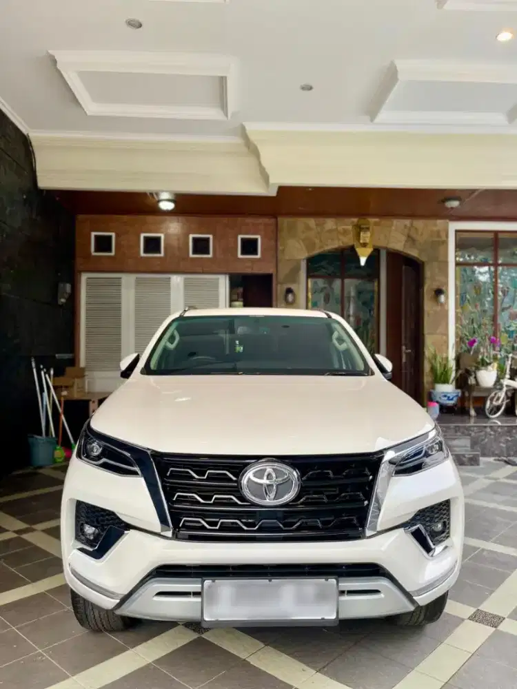 Toyota Fortuner 2.5 G AT 2023 (Low KM)