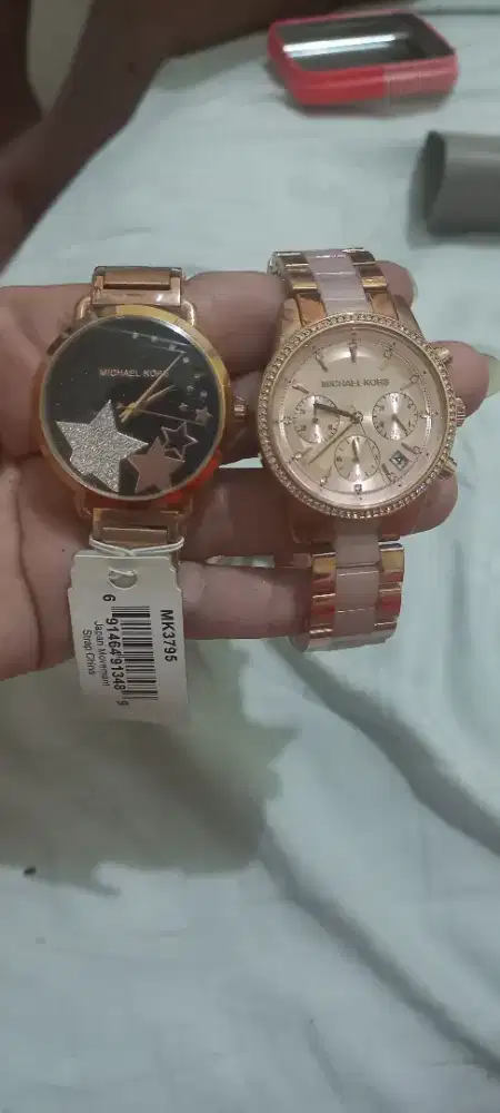 Jam2 Sisa Stok Barang Baru Harga Second