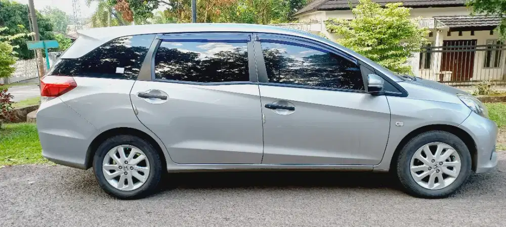 Dijual Mobilio tipe S (manual) 2016