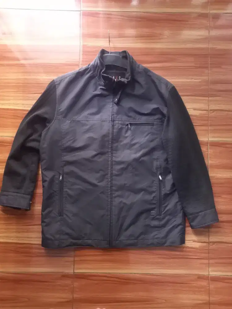 Jaket seken thrip size L