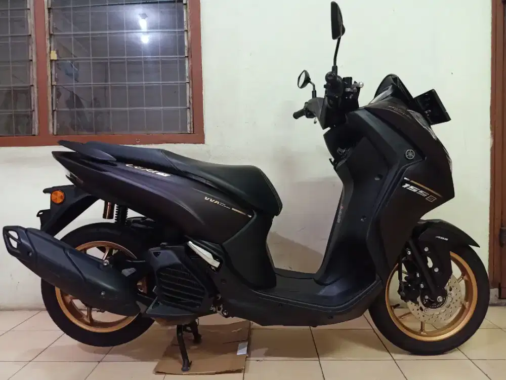 Yamaha LEXI LX CONNECTED ABS KEYLESS 2025 BL 5 ( ISTIMEWA / LIKE NEW)