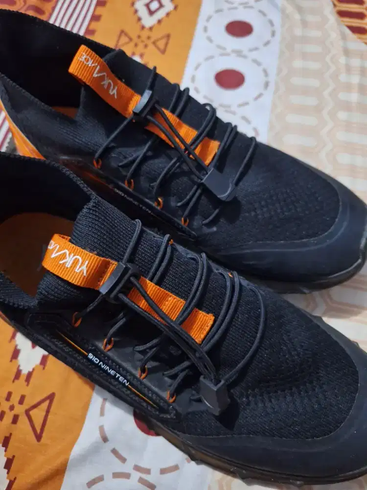 Sepatu cowok 910 Nineten Yuki Ace