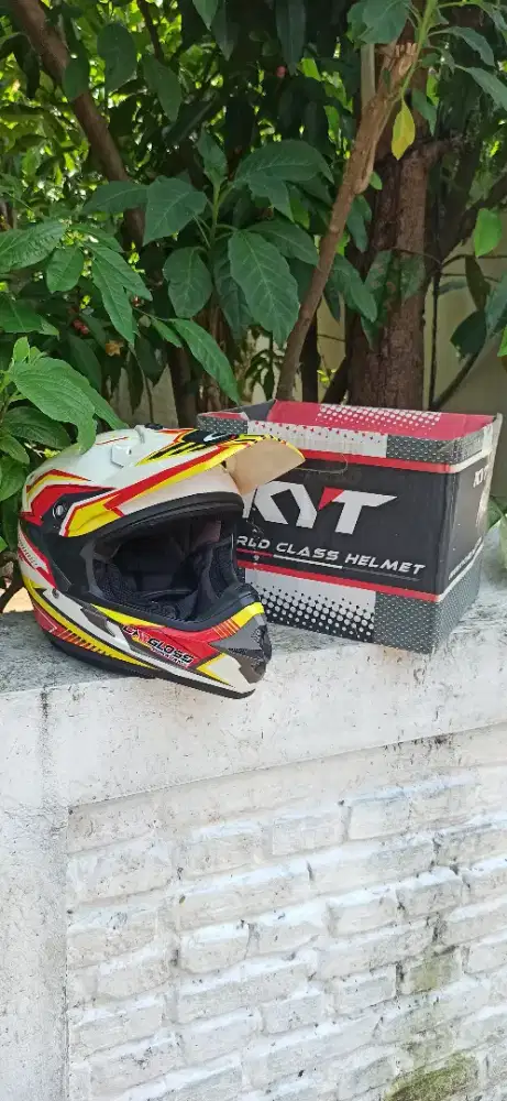 Helm kyt cross size m second
