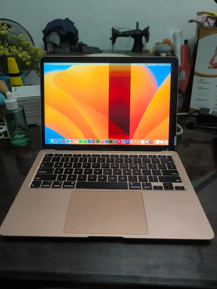 Macbook Air 2020.Intel 8GB 256 GB