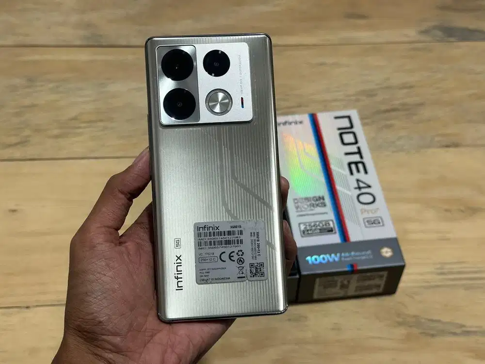Infinix note 40 pro+ 12/256