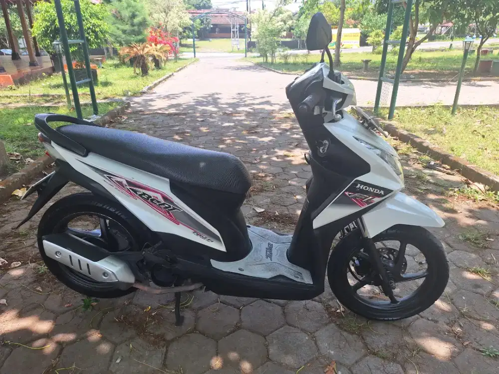 Beat injeksi 2013 mulus pajak panjang bisa cash/kredit syariah