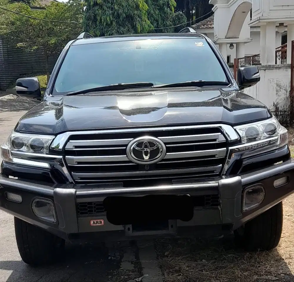 TOYOTA LAND CUISER 2010