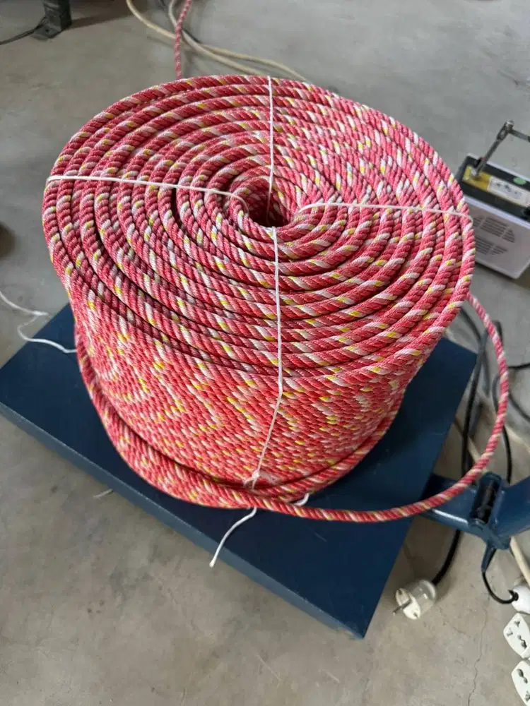 Tali PE 10 mm panjang 220 meter