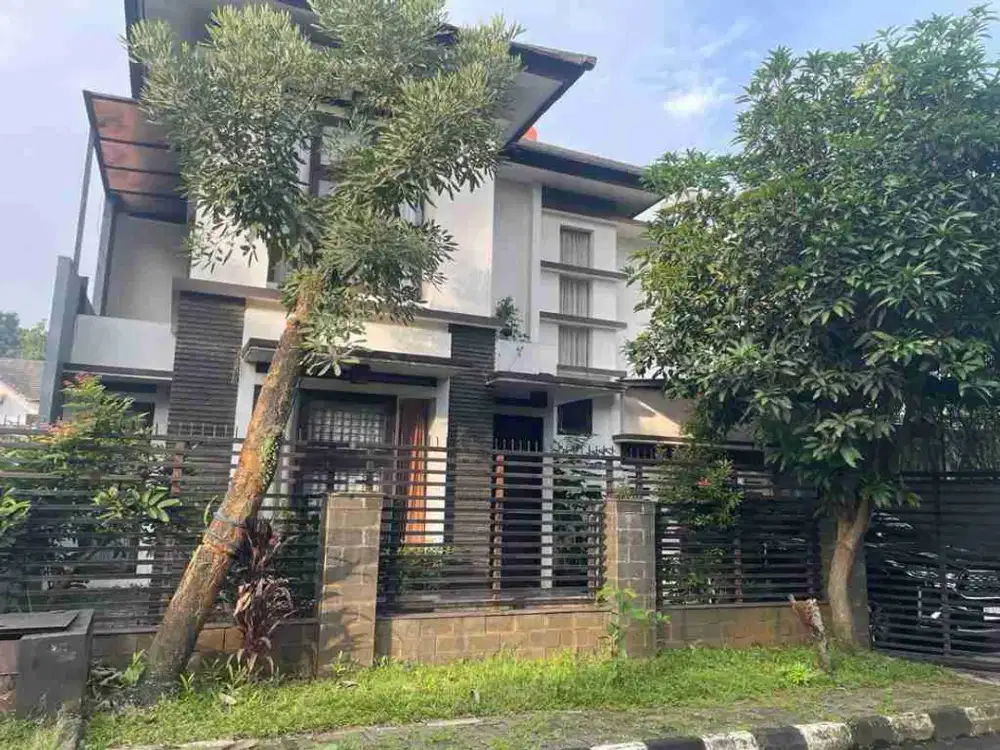 Dijual  rumah Cantik Minimalis di  Menteng Bintaro sektor 7 
TANGSEL