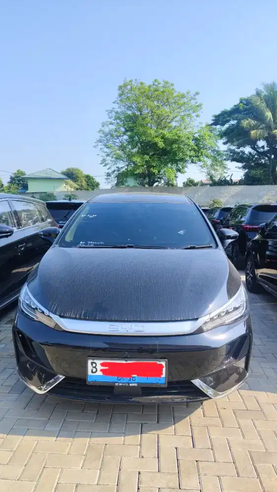 BYD M6 SUPERIOR 6 SEAT