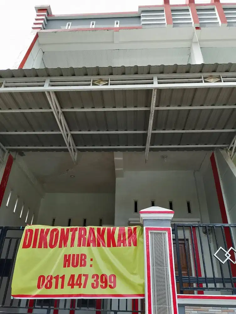 RUMAH DIKONTRAKKAN (BELAKANG MIE GACOAN)