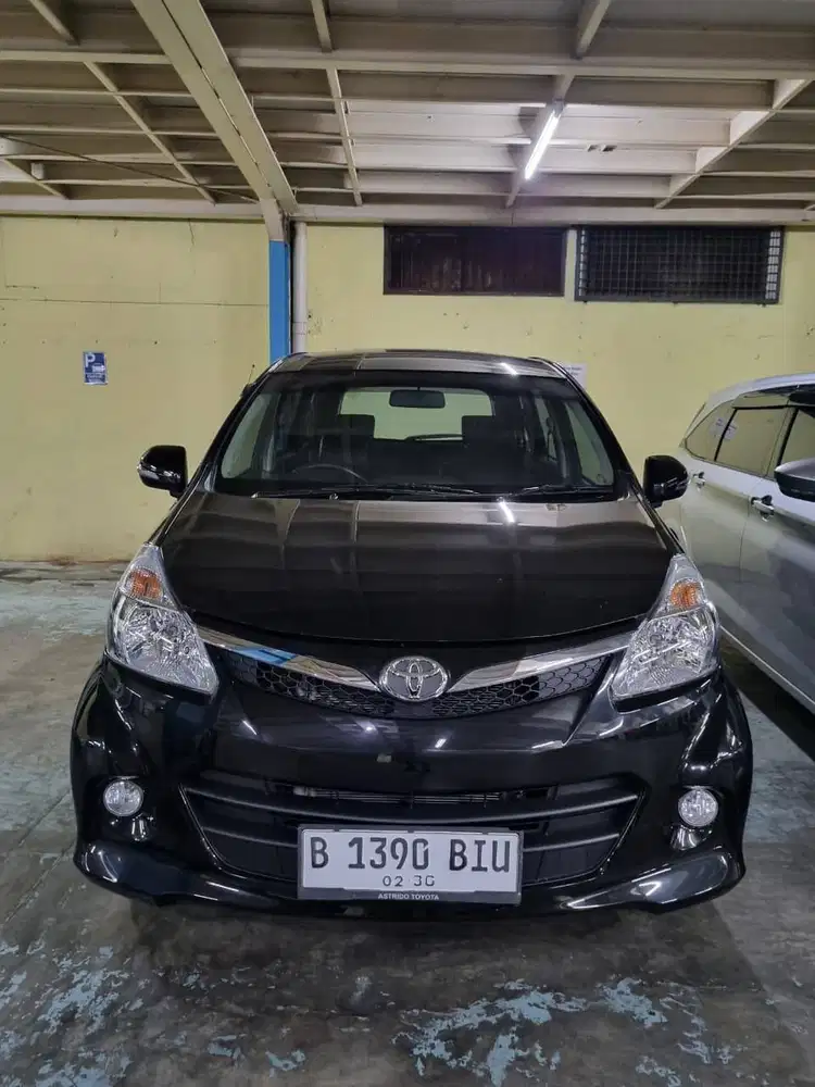Toyota New Avanza Veloz 1.5 AT ( 2015 )