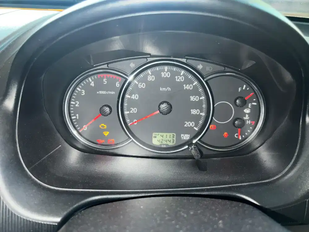 Mitsubishi Pajero GLS 2015 Manual Abu - Tangan Pertama KM 42.000