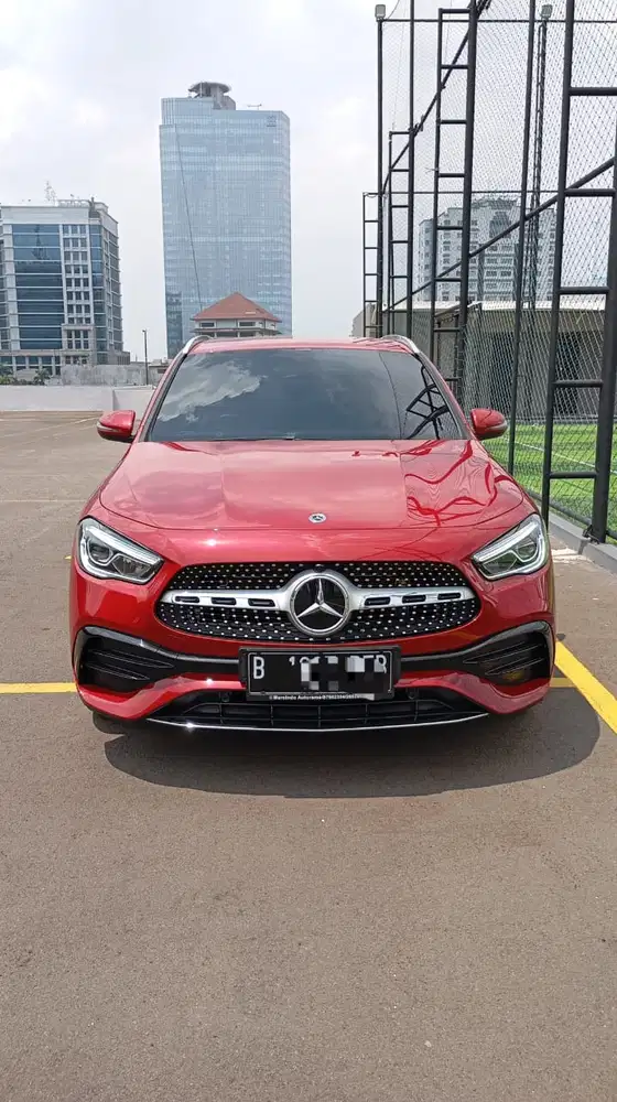 Mercedes-Benz GLA200 2021 Bensin
