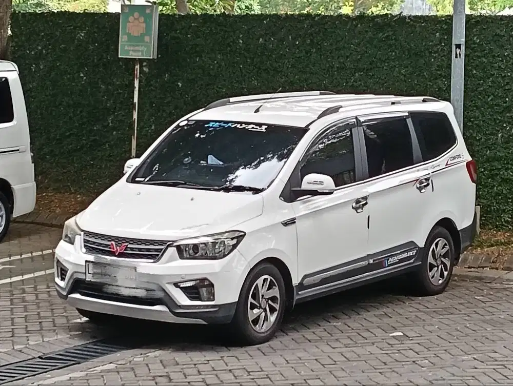 Jual mobil kesayangan (Well maintained)