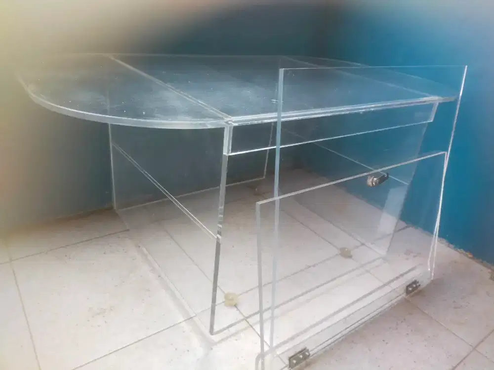 Jual meja akrilik bening tebal 1cm