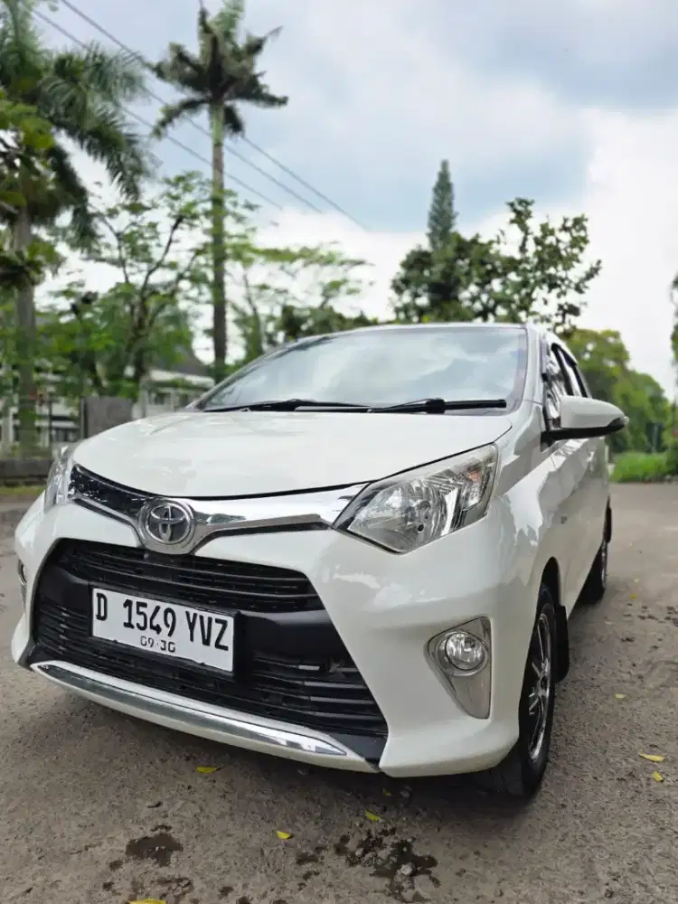 Toyota Calya warna Putih matic th 2017