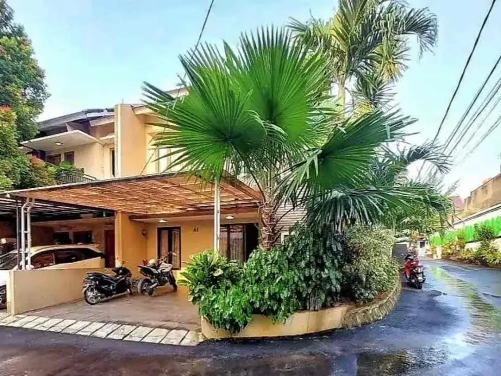 JUAL RUMAH JAGAKARSA DALAM TOWNHOUSE 

Lokasi di Townhouse daerah Jagakarsa Jakarta
Selatan.