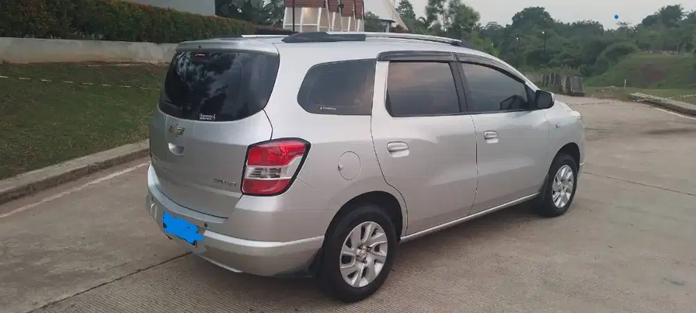Chevrolet SPIN 1.5 LTZ 2015 Silver MT Bensin