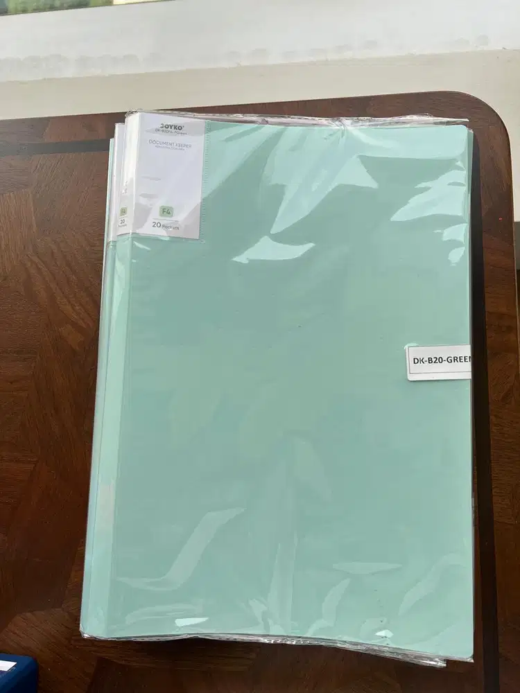 Document keeper F4