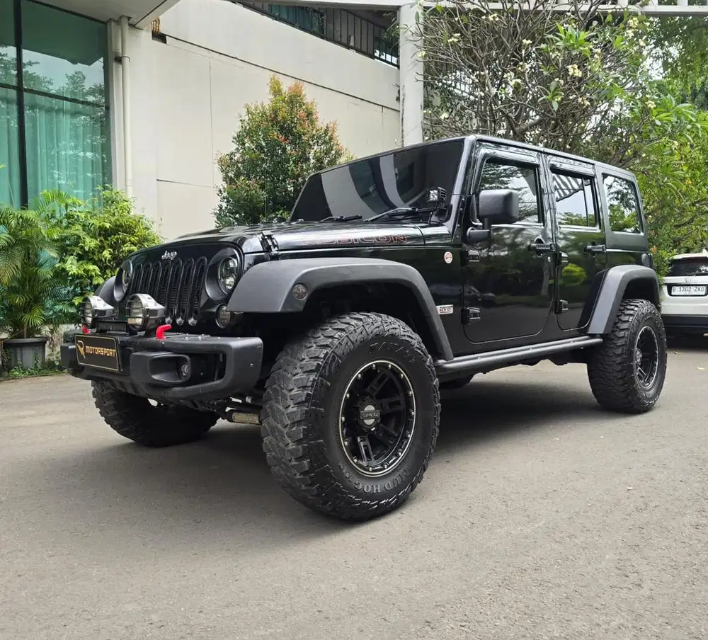 Jeep Rubicon 10th Anniversary 2013 low KM wrangler sport JK