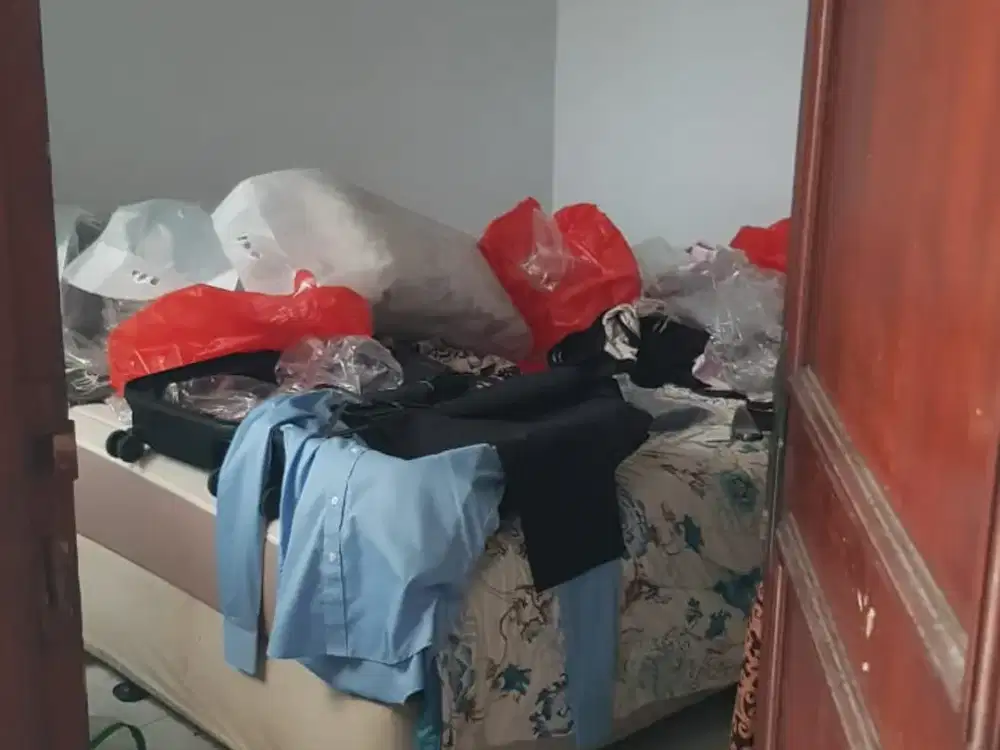 Dijual murah rumah duta Garden