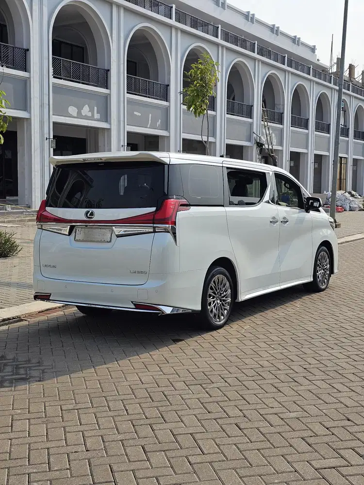 Toyota Alphard 2022 Bensin