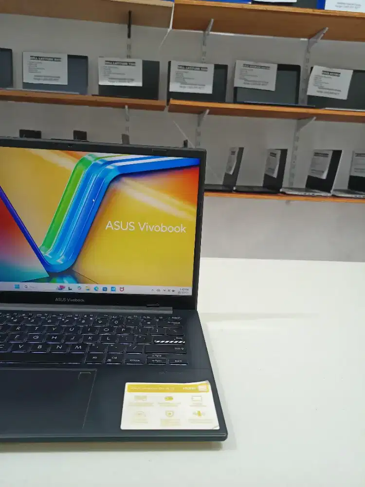 ASUS VIVOBOOK GO 14 E1404FA, AMD Ryzen 5 7420U Ram 16 GB, SSD 512 GB