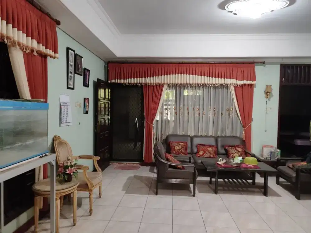 RUMAH PLOSO TIMUR DAERAH KENJERAN,(DEKAT UNAIR Kampus C
