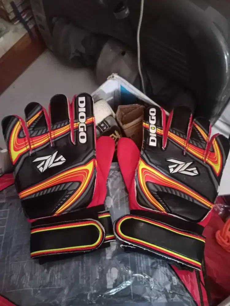 Sarung tangan futsal sepak bola